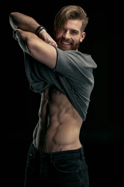 şık yakışıklı adam