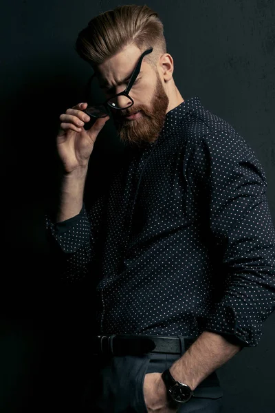 Jeune homme hipster — Photo de stock