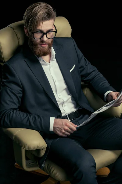 Elegante uomo d'affari con occhiali — Foto stock