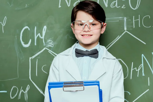 Little scientist in lab — Stock Photo