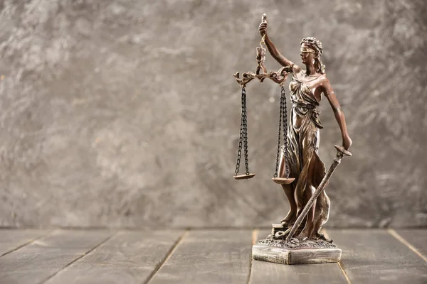 Standbeeld van Vrouwe Justitia — Stockfoto