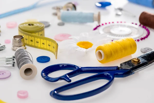 Set of sewing supplies — Stock Photo, Image