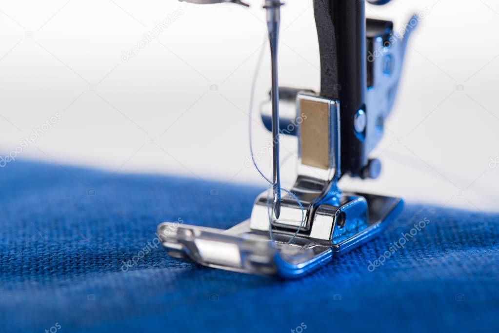 Working sewing machine 