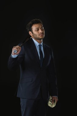 Yarasa ve para ile işadamı 