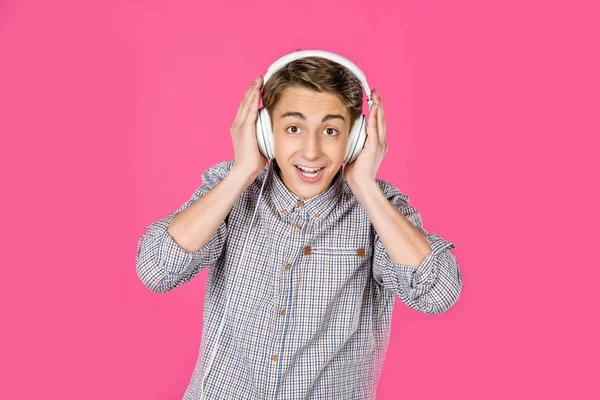 Boy listening music with headphones — Stock Photo, Image