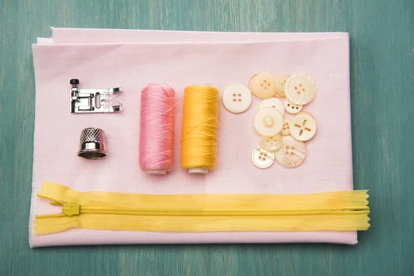 Set of sewing supplies — Stock Photo