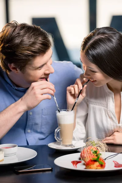 Couple in love in restaurant — Stock Photo, Image