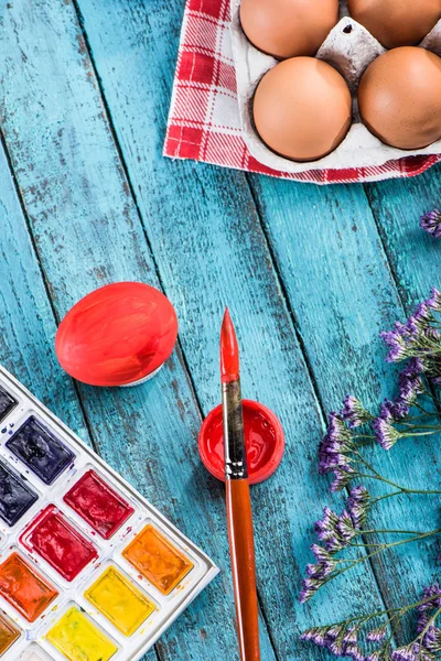 Eier zum Färben und Pinsel — Stockfoto