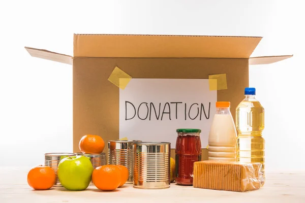 Diferentes alimentos de donación - foto de stock