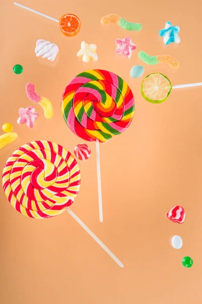 Jelly candies and lollipops — Stock Photo