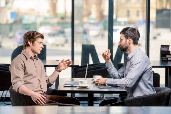 Business team on meeting — Stock Photo