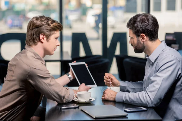 Business team on meeting — Stock Photo