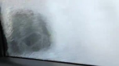 otomatik oto yıkama işlemi devam ediyor
