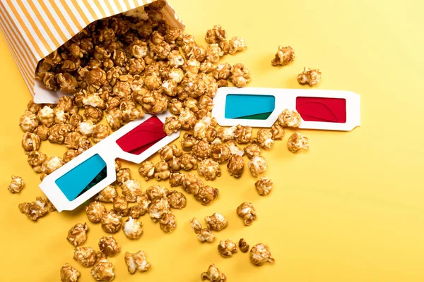 Popcorn i okulary 3D — Zdjęcie stockowe