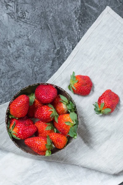 Căpșuni proaspete roșii — Fotografie, imagine de stoc
