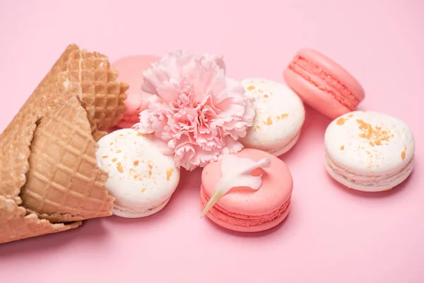 Fresh macarons in waffle cones — Stock Photo, Image
