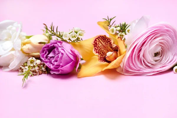 Beautiful blooming flowers — Stock Photo, Image