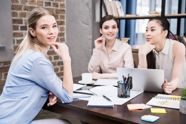 Multiethnic businesswomen at workplace — Stock Photo, Image