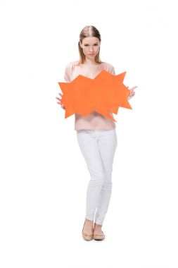 konuşma balonu tutan beyaz kadın