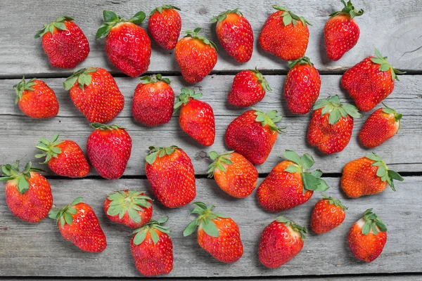 Fresh strawberries background — Stock Photo