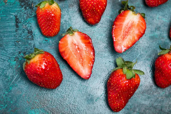 Fraises rouges mûres — Photo de stock