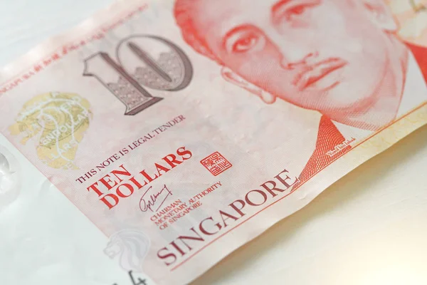한 메모와 함께 10 싱가포르 달러입니다. 10 달러 — 스톡 사진