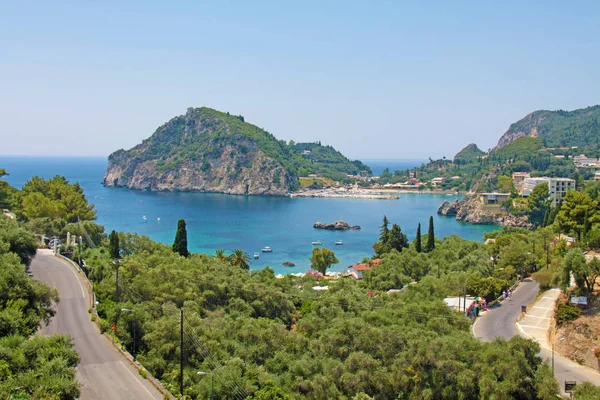 Ilha de Corfu Grécia. Vista da baía de Paleokastritsa — Fotografia de Stock