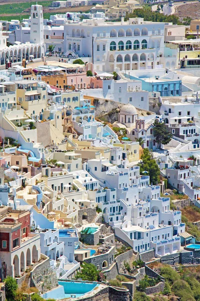 Santorin, Grèce. Petites maisons blanches sur l'île — Photo