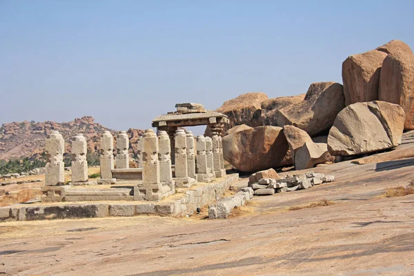 Colina Hemakuta, templo em Hampi. Karnataka, Índia — Fotografia de Stock