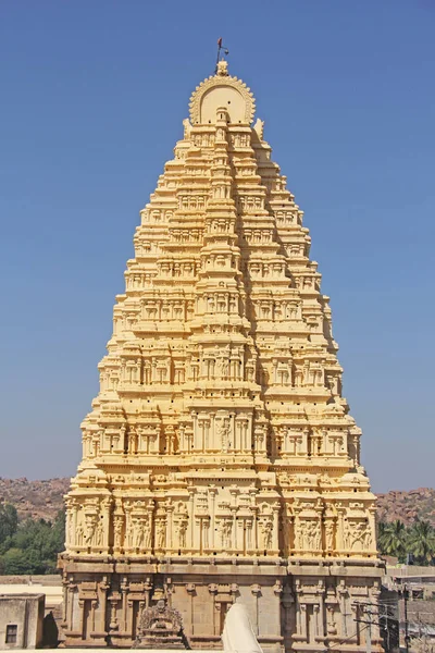 Храм Вирупаксы в Хампи. Карнатака, Индия — стоковое фото