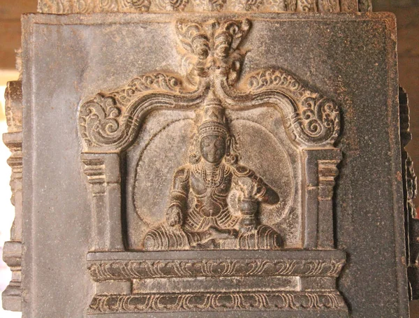 Taş Tapınak Hampi Duvarlara Bas Reliefs Oyma Taş Antik Arka — Stok fotoğraf