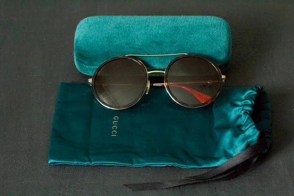 Moscú Rusia Mayo 2020 Las Gafas Sol Gucci Son Una — Foto de Stock