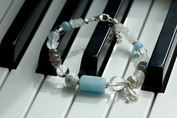 Handmade Blue Bracelet Made Natural Stones Aquamarine Cacholong Labrador Moonstone — Stock Photo, Image