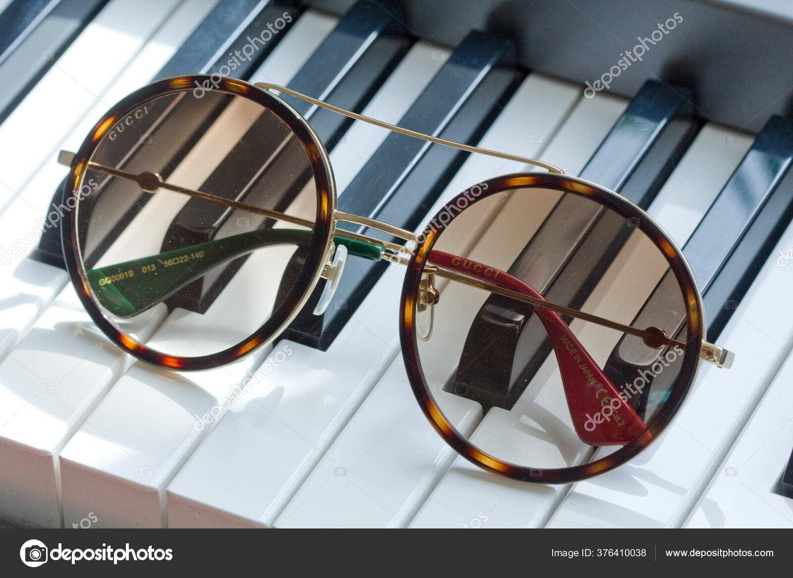 Moscow Russia May 2020 Gucci Sunglasses Popular High End Brand – Stock  Editorial Photo © Artnapoleonka #376410038