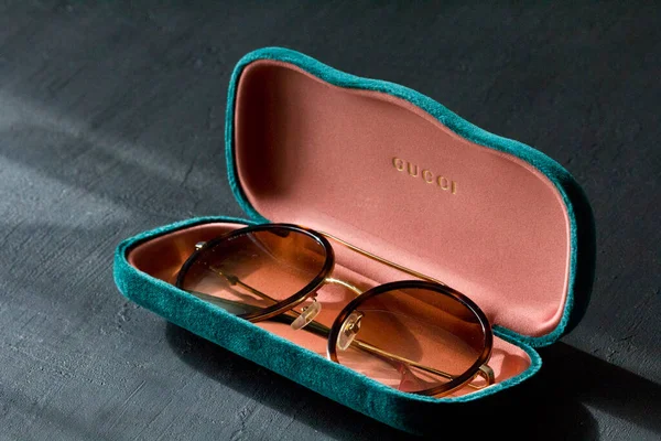 Moscú Rusia Mayo 2020 Las Gafas Sol Gucci Son Una — Foto de Stock