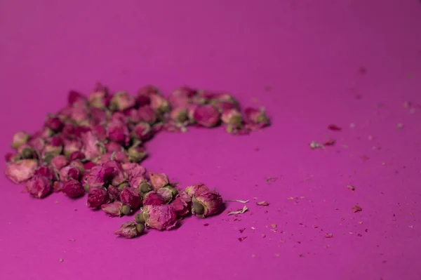 moon-shaped - Pink little roses on a pink background