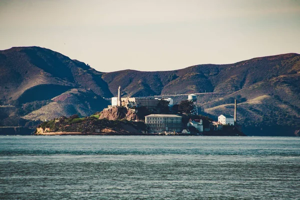 Eiland Alcatraz in de buurt van San Francisco in USA — Stockfoto