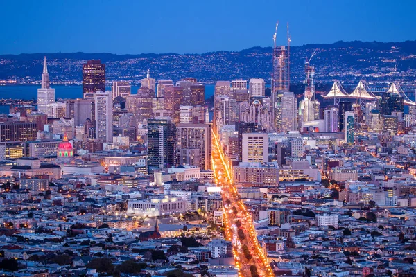 Pohled na San Francisco v noci, Kalifornie v Usa — Stock fotografie