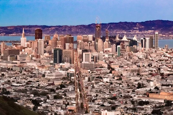 Gece tarafından San Francisco, California ABD üzerinden görünüm — Stok fotoğraf