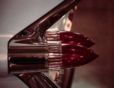 Cadillac Eldorado arka ışıklar