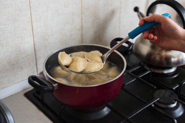 Köfte ev, iş akışı yapma. Ukrayna.