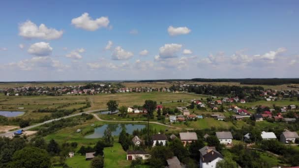 Letecký Pohled Krajinu Venkovské Oblasti Letním Slunném Dni Tradiční Pohled — Stock video