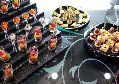 Konuklar tablo snacks ile Catering Hizmetleri arka plan