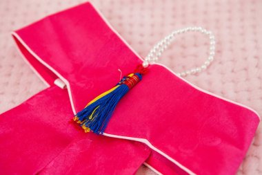 Kore geleneksel kostüm kızlar için