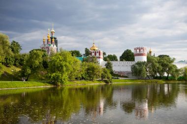 Rus Ortodoks kiliselerinde Novodevichy Manastırı, Moskova, Rusya Federasyonu