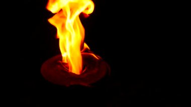 Yangın alevleri açacağı