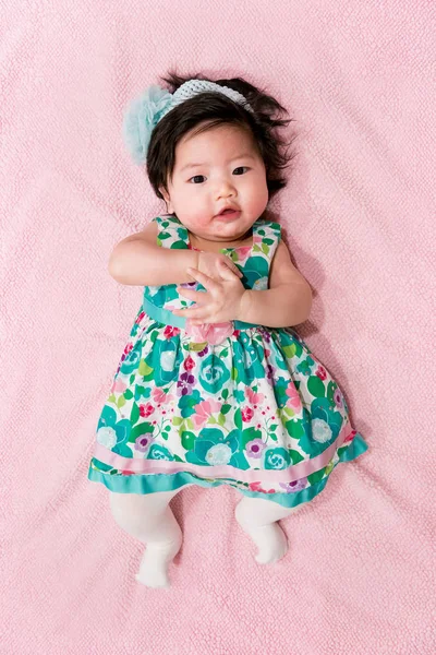可爱的亚洲中国宝贝女孩 — 图库照片