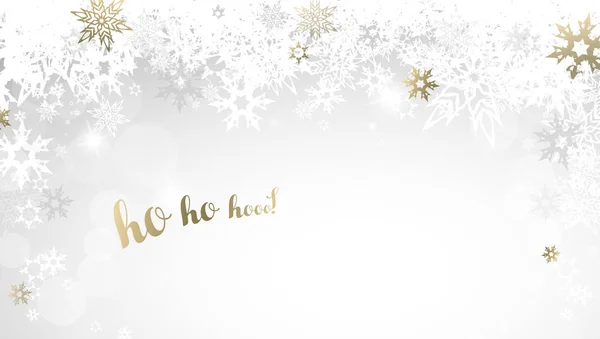 Kerst lichte achtergrond met witte en gouden sneeuwvlokken. — Stockvector