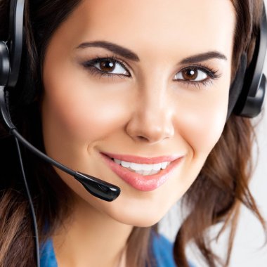 Destek telefonu operatörü kulaklık