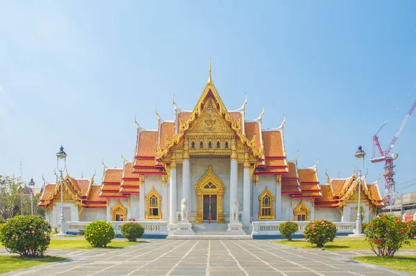 El templo de mármol, Wat Benchamabophit Dusitvanaram Bangkok THAIL —  Fotos de Stock